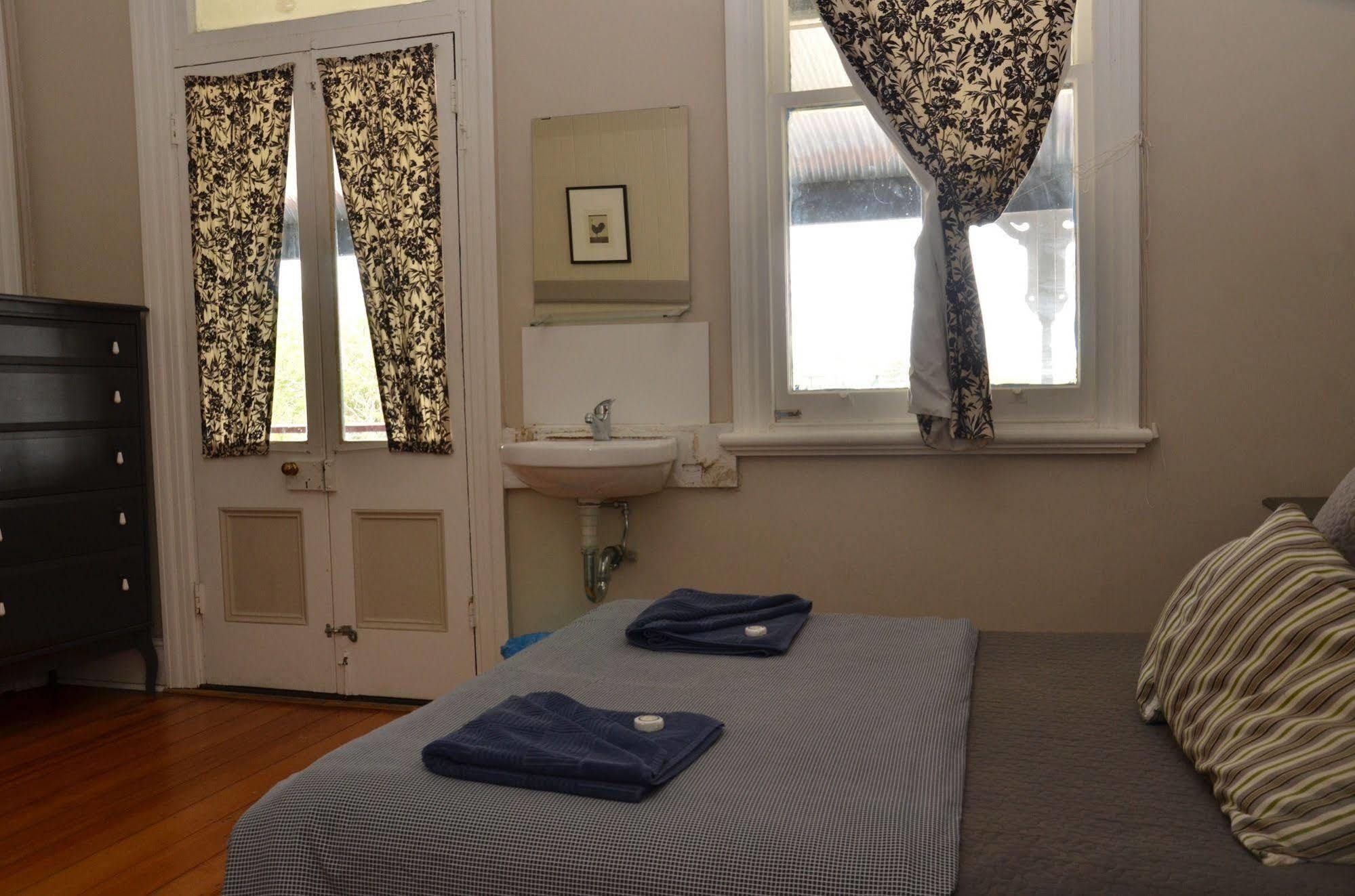 Royal Gatton Hotel Dış mekan fotoğraf